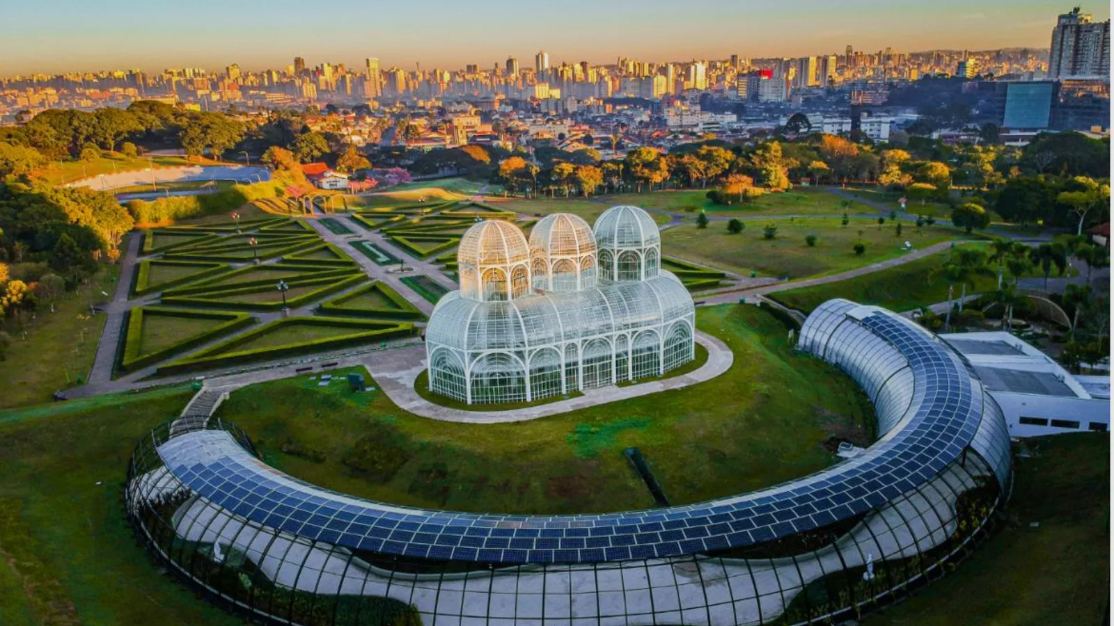Curitiba — Jardim Botânico, Ópera de Arame e outros pontos turísticos